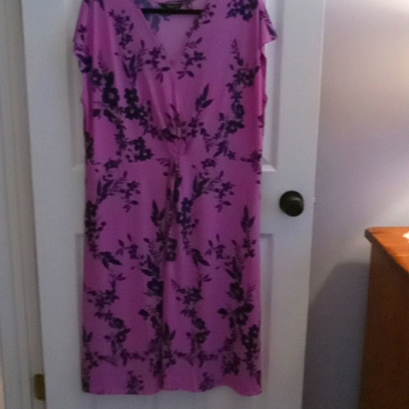 Dress - Picture 1 of 5